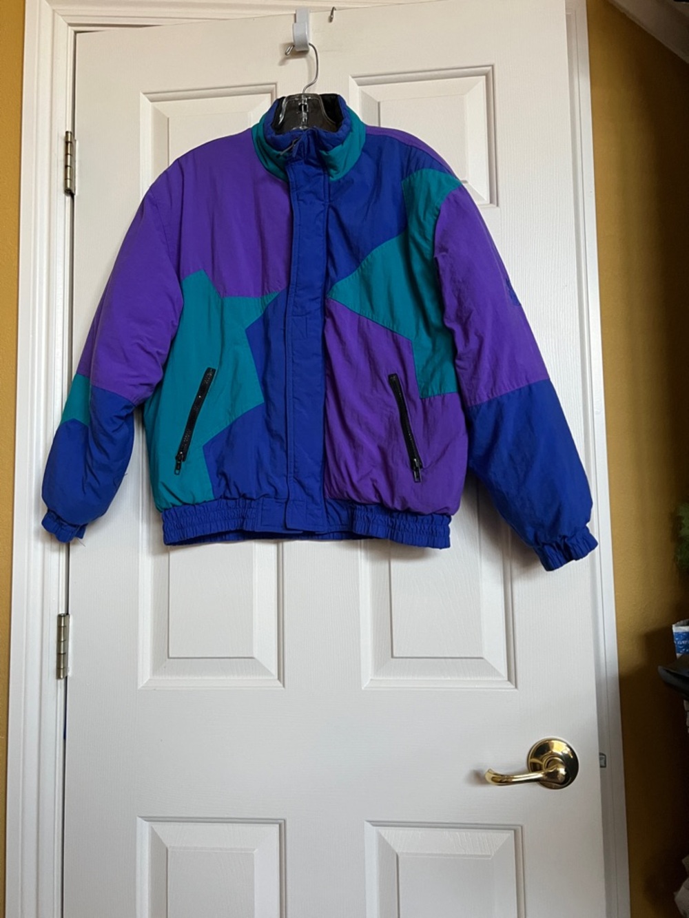 Ocean Pacific zip up jacket
 ( deep color combination )